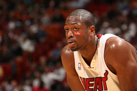 展开激烈竞 展开激烈竞