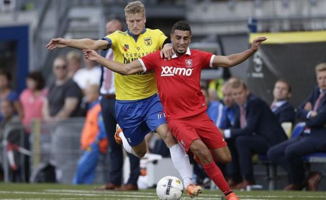 波引发瞩目 波引发瞩目