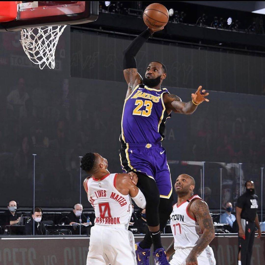 两次伤病仍 两次伤病仍